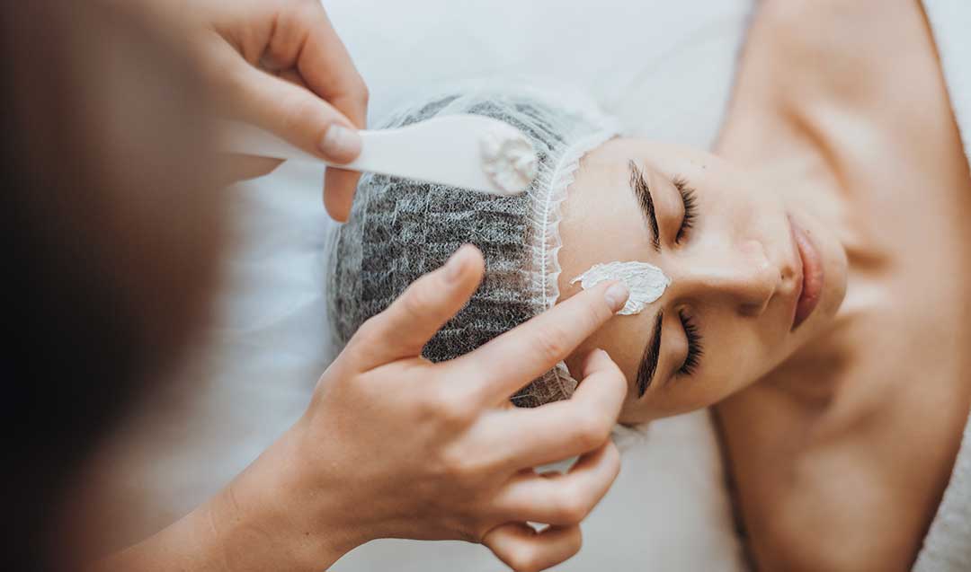 Aesthetician photo from Adobe Stock