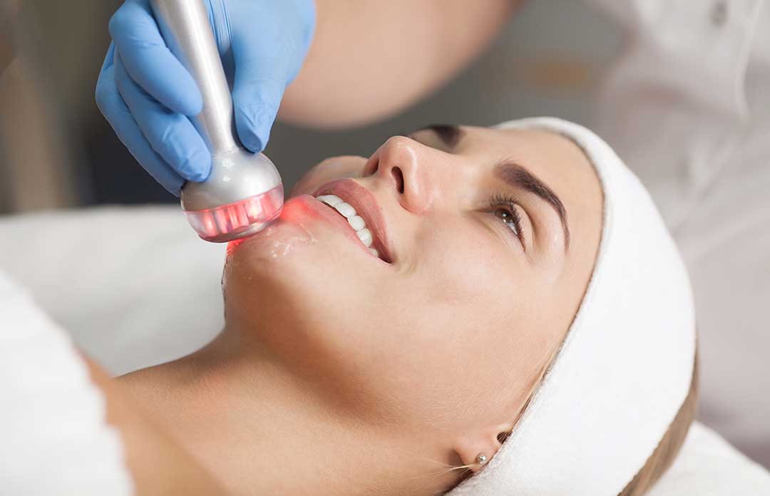 Aesthetician photo from Adobe Stock