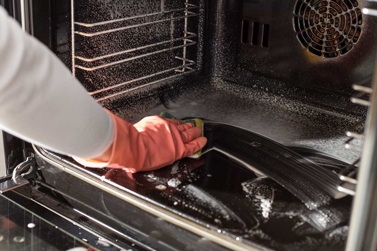Cleaning photo from Adobe Stock