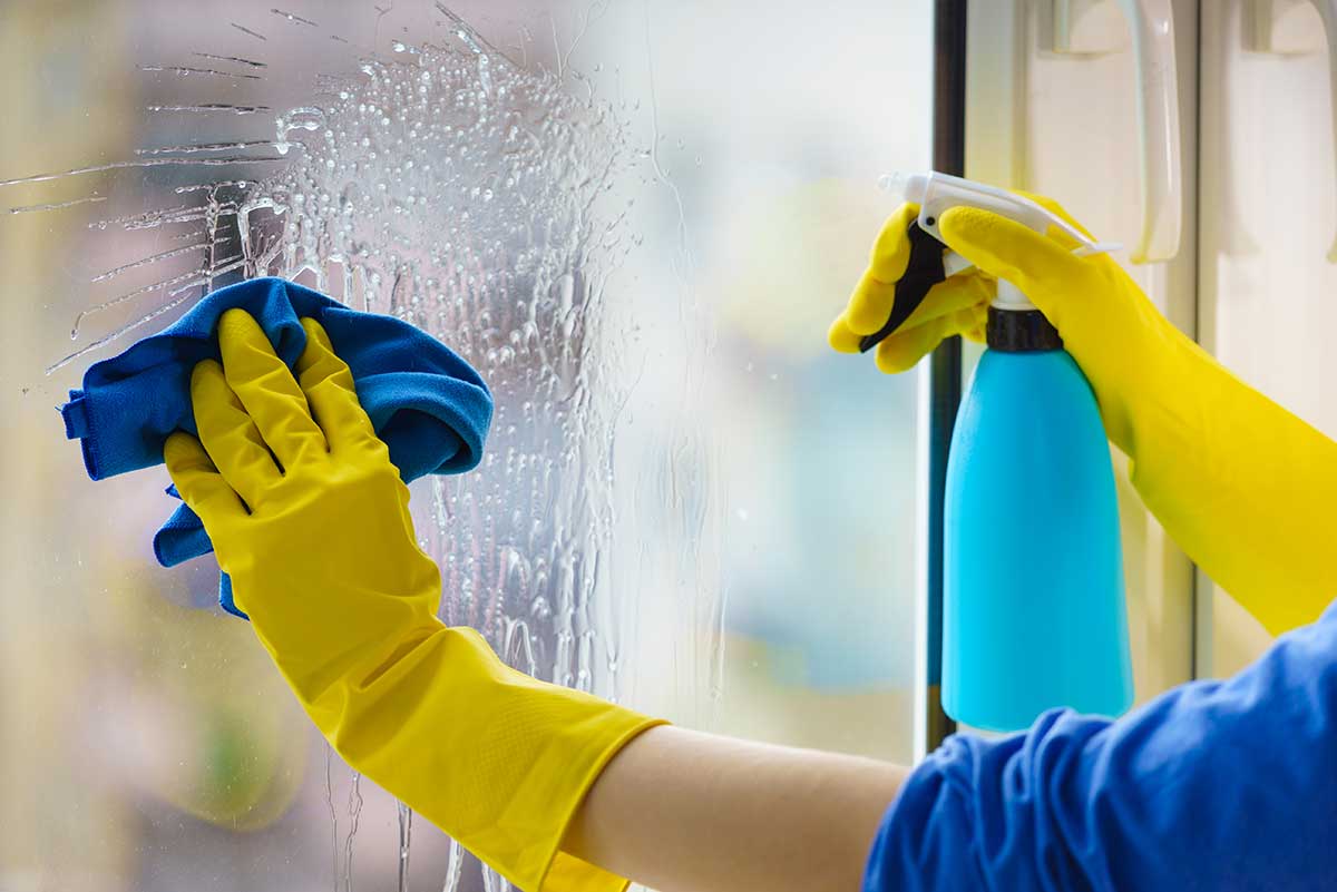 Cleaning photo from Adobe Stock