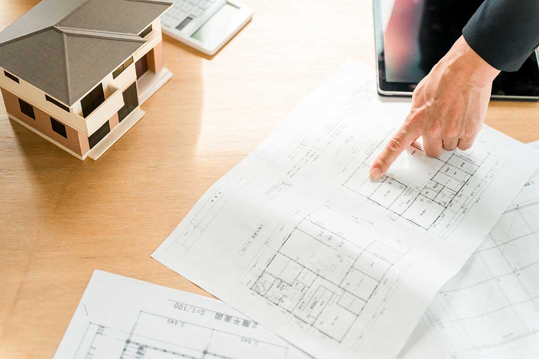 Custom Home Builder photo from Adobe Stock