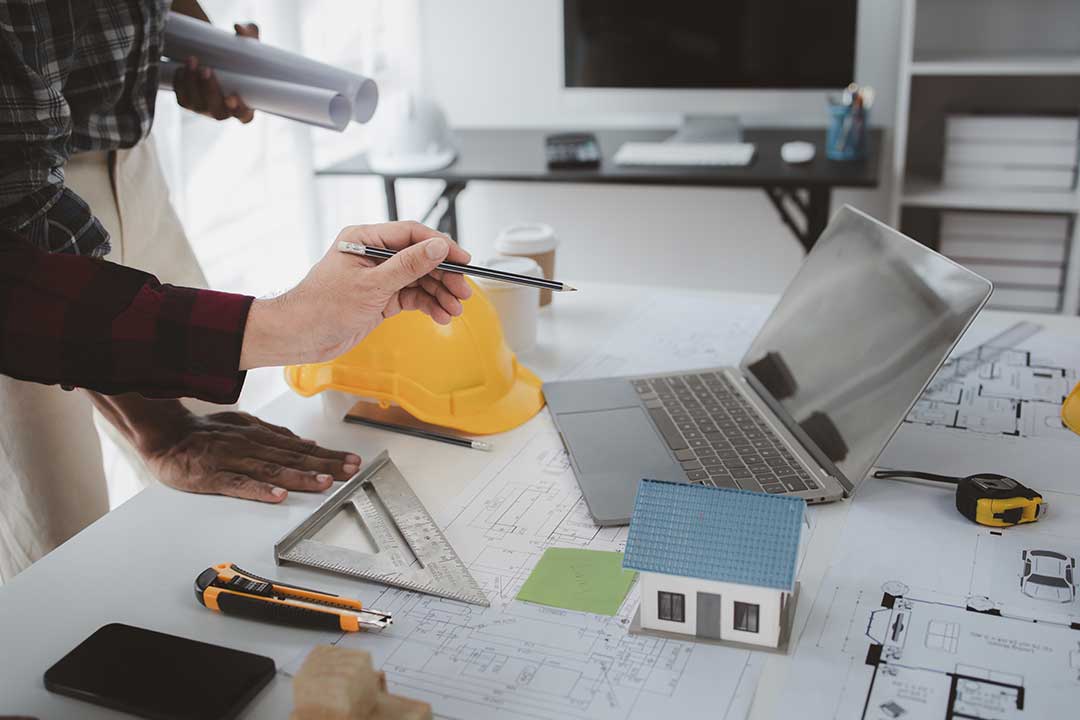 Custom Home Builder photo from Adobe Stock
