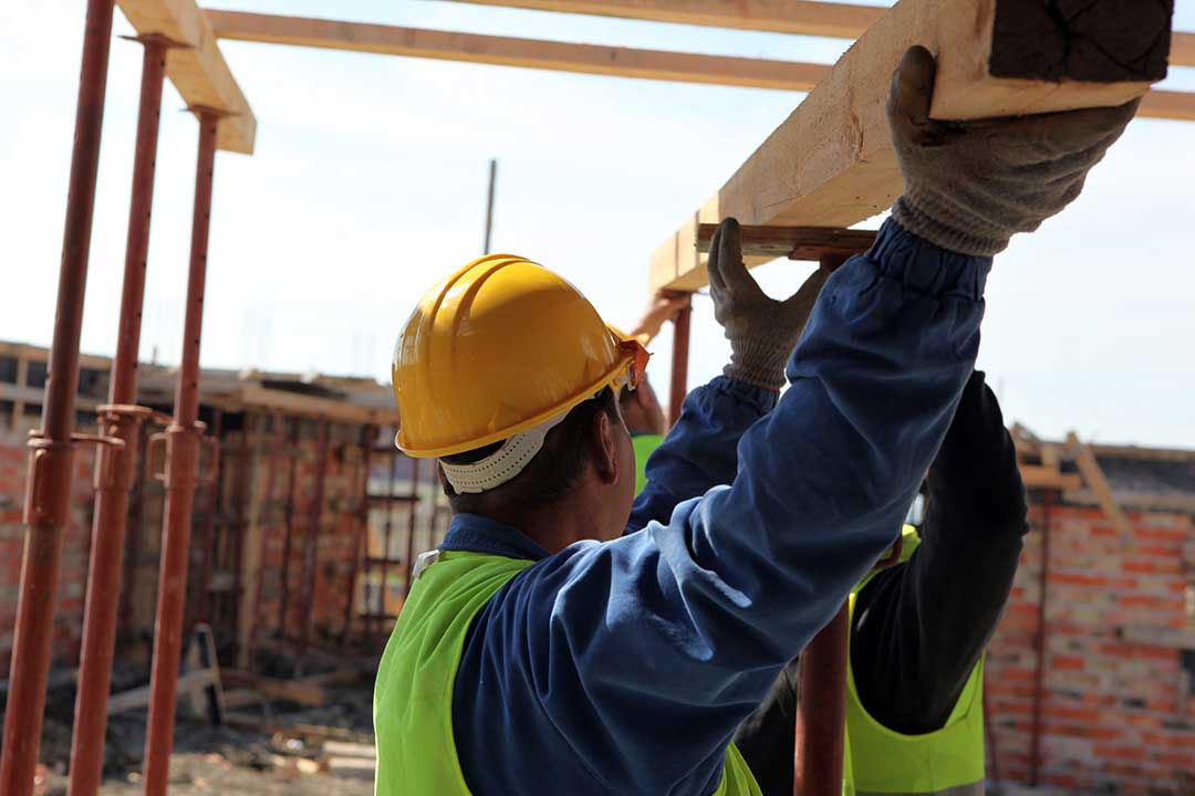 Custom Home Builder photo from Adobe Stock