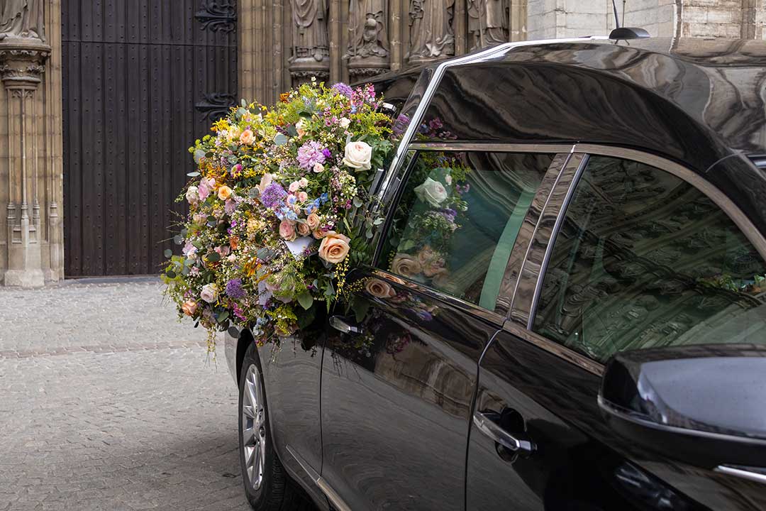 Funeral Homes and Cremation Services photo from Adobe Stock