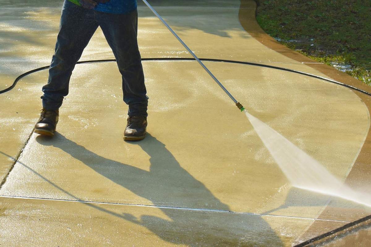 Pressure Washing photo from Adobe Stock